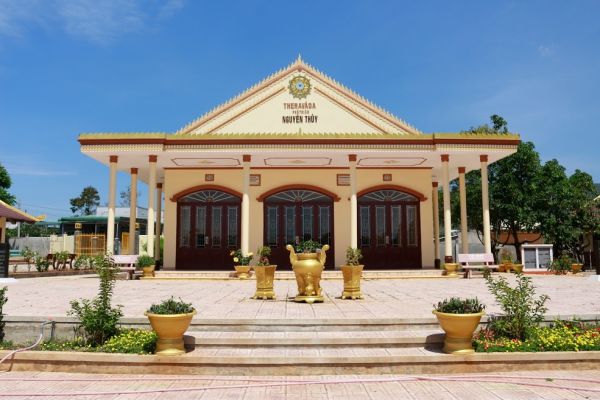 Tịnh xá Định Quang (Đức Trọng)