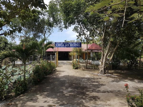 Chùa An Hương (Thoại Sơn)