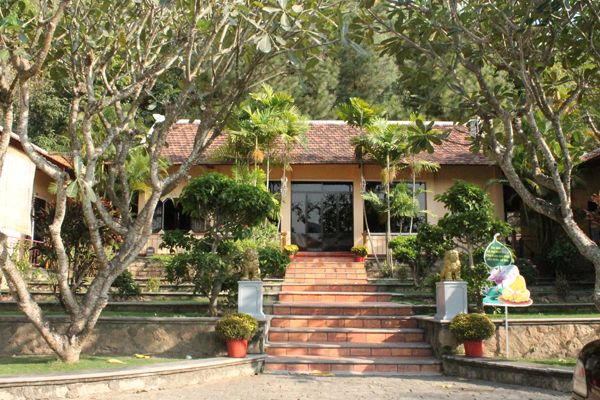 Thiền viện Viên Không - Ni viện (Tân Thành)